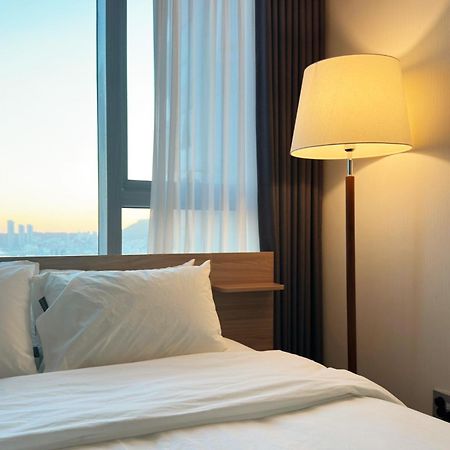 Brown Suites Busan Station Εξωτερικό φωτογραφία