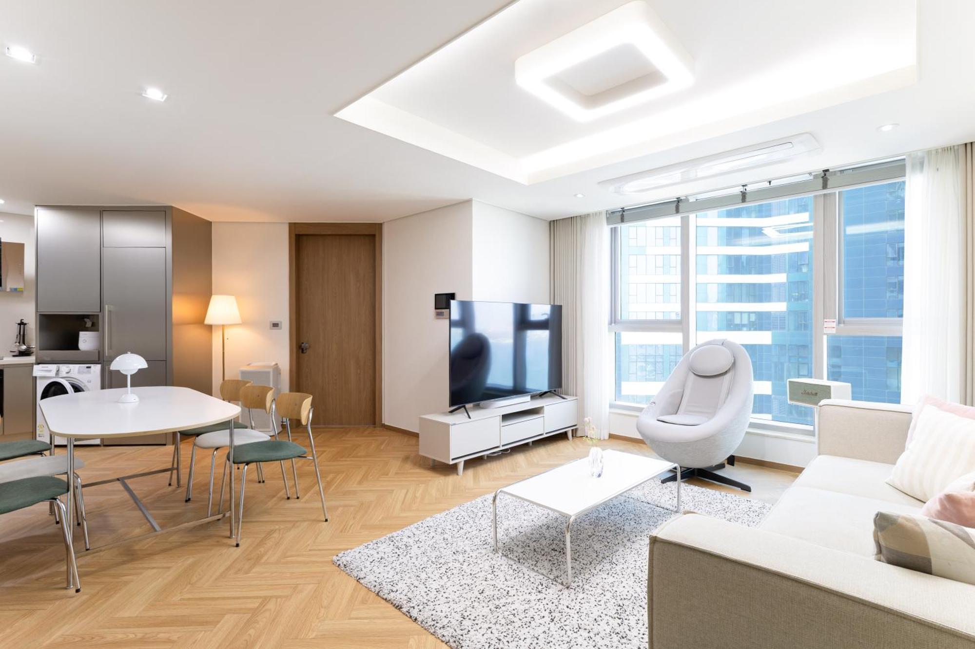 Brown Suites Busan Station Εξωτερικό φωτογραφία